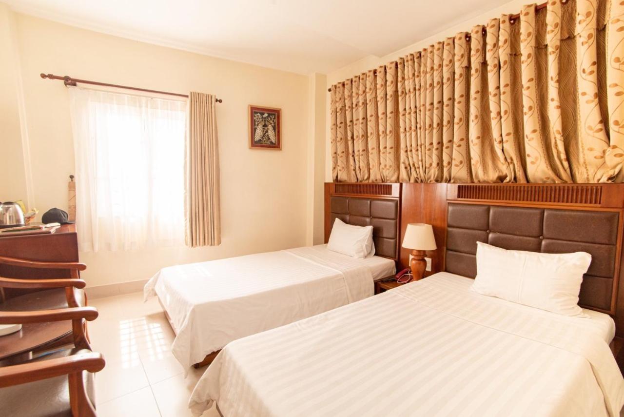 Binh Hung Hotel Ho Chi Minh-staden Exteriör bild