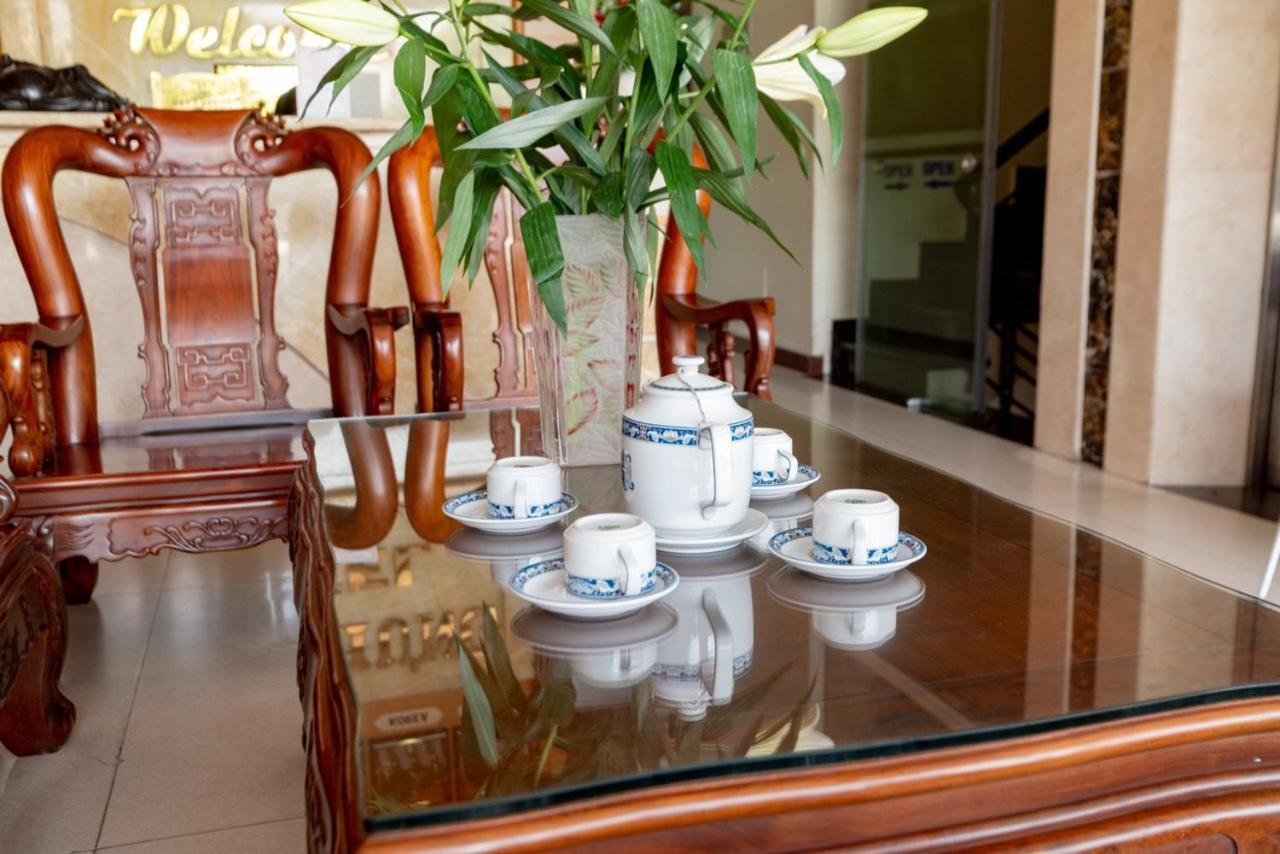 Binh Hung Hotel Ho Chi Minh-staden Exteriör bild